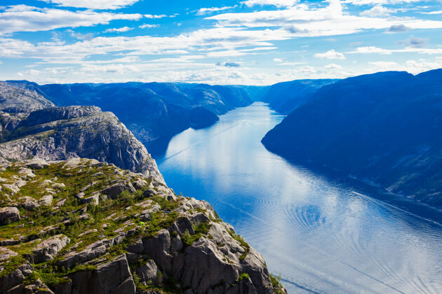 挪威Preikestolen或prekestolen或讲坛岩石鸟瞰图 挪威斯堪的纳维亚悬崖北欧