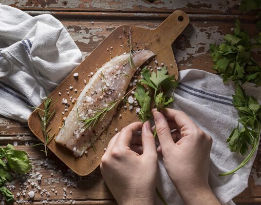饮食生鱼用调味品组成 用于烹饪烹饪生的海洋