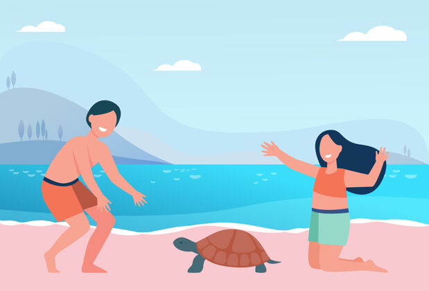 可爱快乐可爱的孩子们在沙滩上玩海龟玩耍娱乐现代