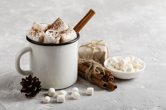肉桂近距离观看美味的热巧克力传统巧克力冬季