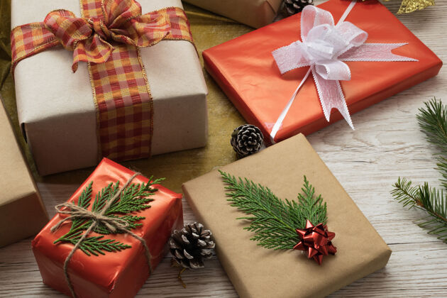 包装礼品盒系丝带和弦弓季节杉木庆祝