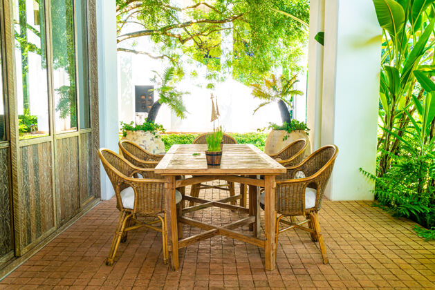 庭院户外露台桌椅或户外餐桌饮料天井家具