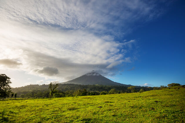 土地中美洲哥斯达黎加阿雷纳尔火山风景优美国家徒步旅行流浪者