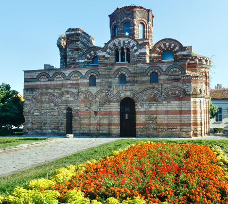 花坛保加利亚奈斯巴尔潘托克拉特教堂中世纪城镇风景