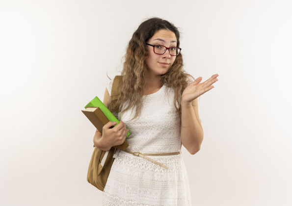 印象年轻漂亮的女生戴着眼镜 背着书包 手上空空如也眼镜包抱
