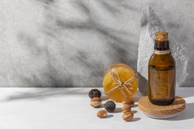 健康天然argan产品的前视图组成护理油自然