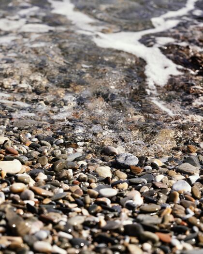 白天把石头放在沙滩上大气海洋资源