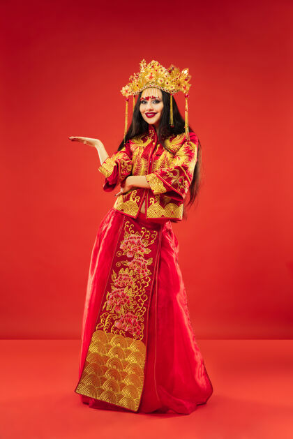 女人中国传统的优雅女子在红墙工作室成人女士中国人