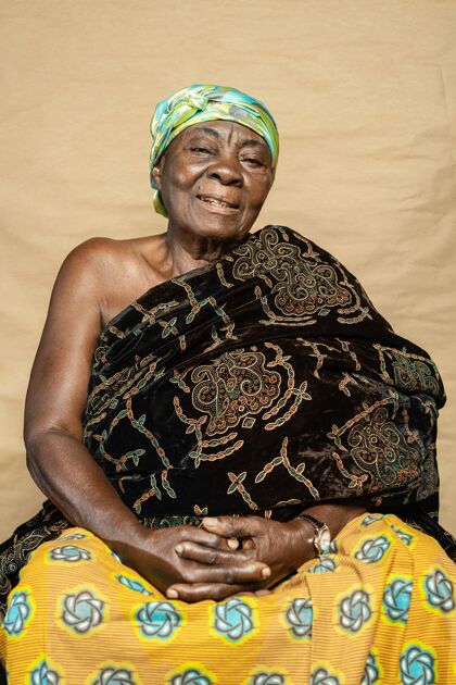 传统非洲老妇人人女人文化
