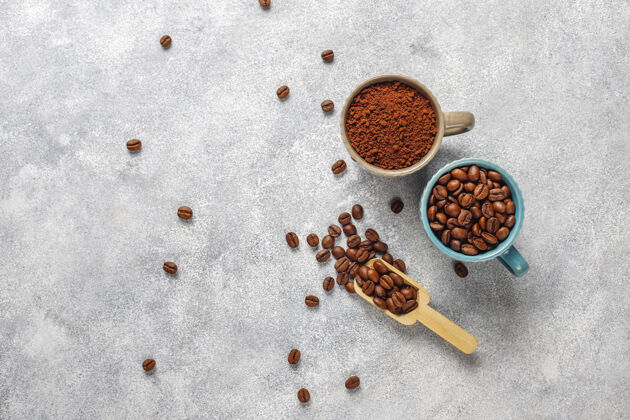 咖啡咖啡豆和磨粉整个摩卡咖啡咖啡馆