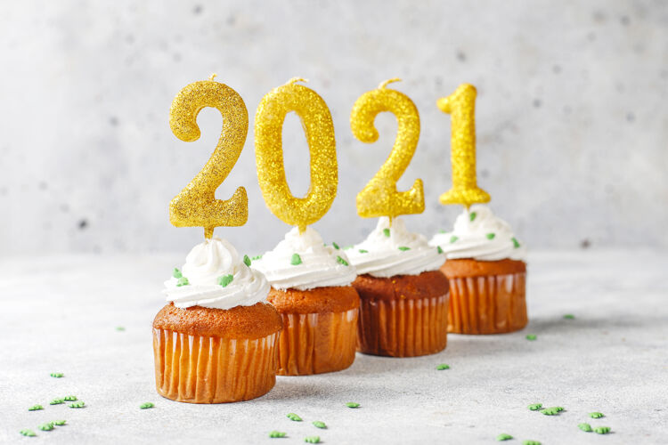 闪光2021年新年快乐 金烛纸杯蛋糕事件祝贺季节