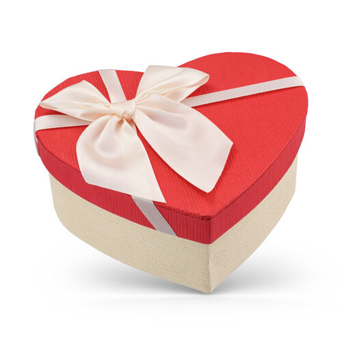 盒子心形纸板礼品盒红色封面隔离生日包装礼物