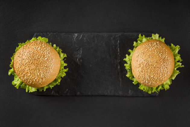 美味在石板板上俯瞰汉堡快餐食物汉堡包
