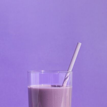 水果美味酸奶的概念与复制空间营养健康食品美味